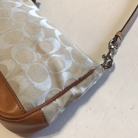 Rare Coach Y2K Demi Signature Monogram Mini Bag Vintage Baguette White Ivory 00β - Picture 6 of 17